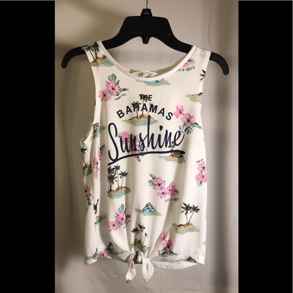 Girls Bahamas tank top! Perfect for summer